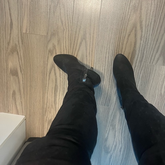 Guess x Marciano Thigh-High Black Suede Boots - Picture 4 of 5